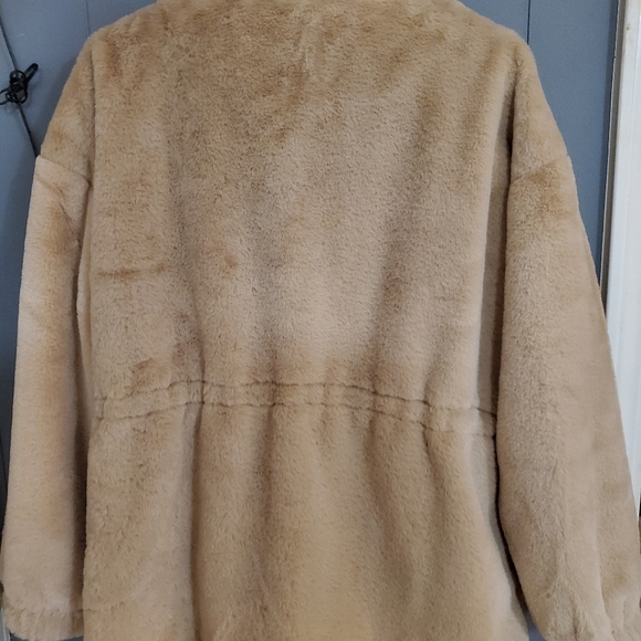 Fux fur coat - Picture 7 of 7